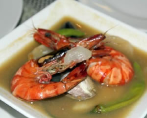 Sinigang(シニガン)