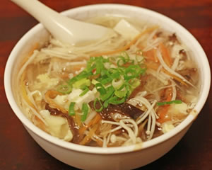 酸辣湯(サンラータン)